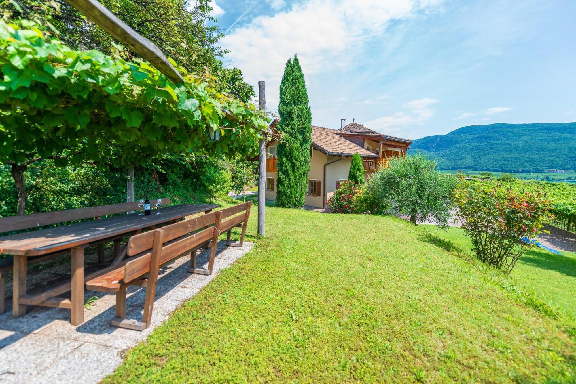 Weinhof Am See Caldaro Eksteriør bilde