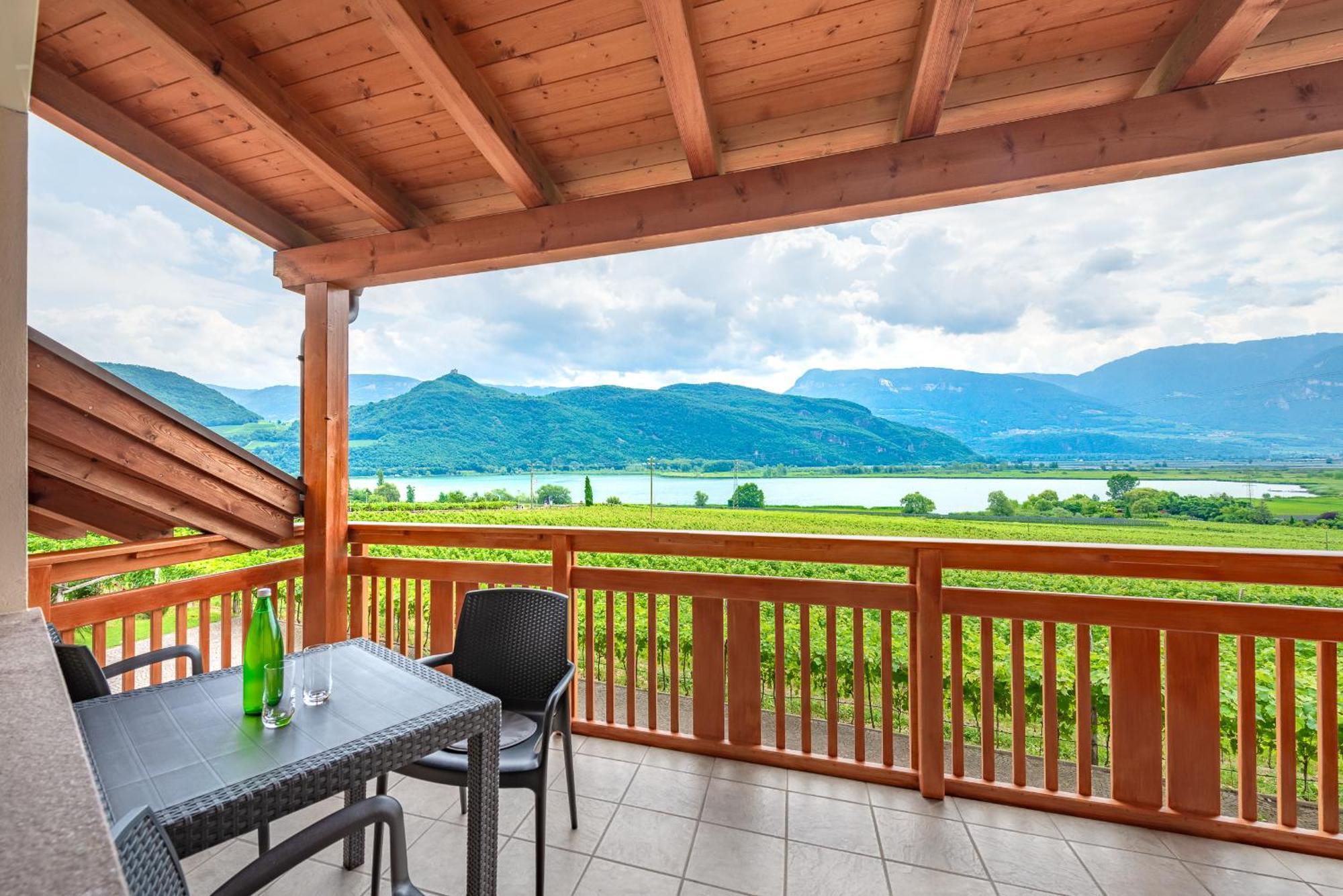 Weinhof Am See Caldaro Eksteriør bilde